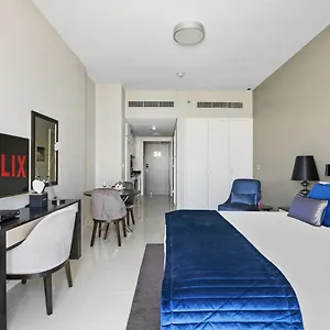 vayk-chic-hotel-style-studio-in-damac-hills.dubaihotelsoffers.com/