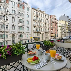 Lx51 & By Iin - Center 3* Lissabon